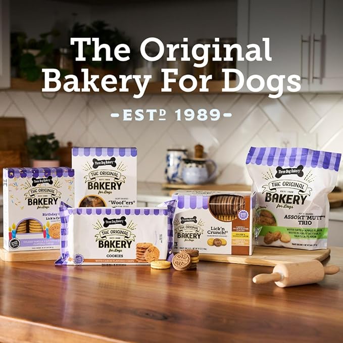 Three Dog Bakery Lick'n Crunch Sandwich Cookies Premium Dog Treats with No Artificial Flavors, Carob and Peanut Butter Flavor, 13 Ounces (Pack of 1)
