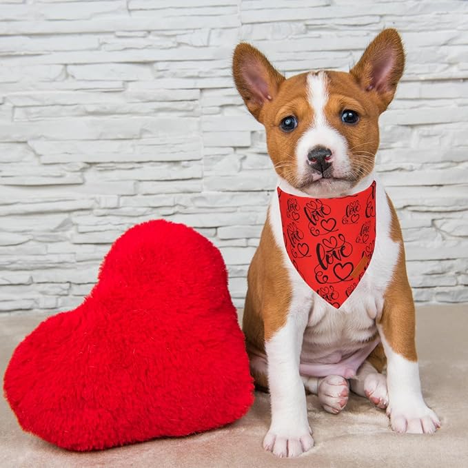 PTDECOR Valentine Dog Bandana,Black Red Lip Love Heart Design Reversible Dog Scarf, Triangle Valentine Bandanas for Small Pets (Small)