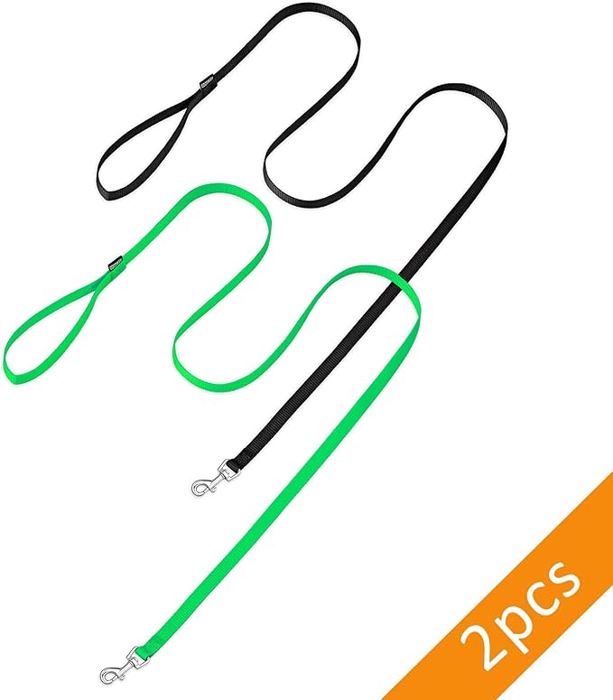AMAGOOD 6 FT Puppy/Dog Leash, Strong and Durable Traditional Style Leash with Easy to Use Collar Hook, Great for Small, Medium and Large Dogs (3/4 in x 6 ft, Black and Green (2-Pack))