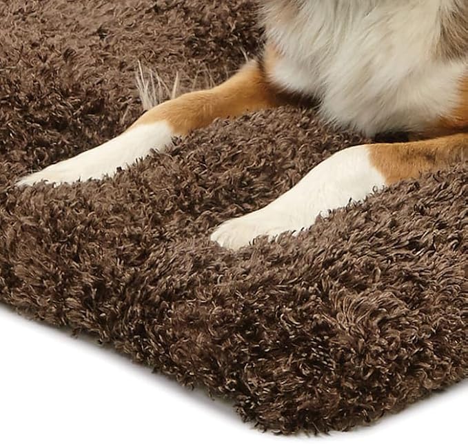 MidWest Homes for Pets Deluxe Dog Beds | Super Plush Dog & Cat Beds Ideal for Dog Crates | Machine Wash & Dryer Friendly, 1-Year Warranty Fits 36-Inch Crate