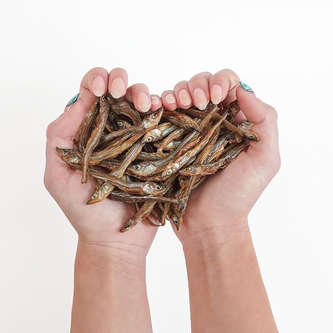 Smelt Pet Treats for Dogs & Cats – Single Ingredient Dehydrated Whole Smelt, Sustainably Sourced, Grain-Free, High Protein, No Additives, Natural Omega-3, Supports Healthy Skin & Coat, 4oz Bag