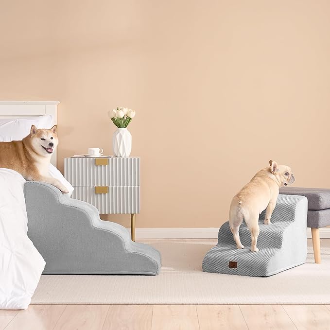EHEYCIGA Curved Dog Stairs Ramp for Small Dogs 15.7" H, 3-Step Dog Steps for Couch Sofa and Chair, Pet Stairs for Cats, Non-Slip Balanced Pet Steps Indoor, Light Grey