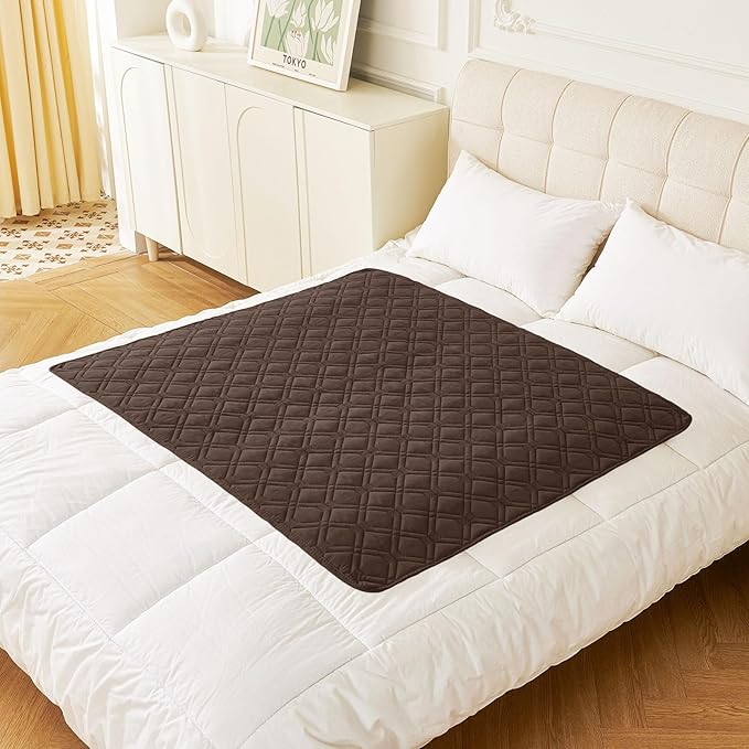 hyha Waterproof Dog Bed Blanket, Soft Pet Blankets, Waterproof Couch Cover for Dogs, Reversible Sofa Covers Washable for Furniture (40x50 Inch, Chocolate/Dark Grey)