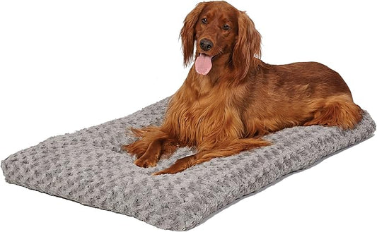MidWest Homes for Pets Deluxe Dog Beds | Super Plush Dog & Cat Beds Ideal for Dog Crates | Machine Wash & Dryer Friendly, 1-Year Warranty
