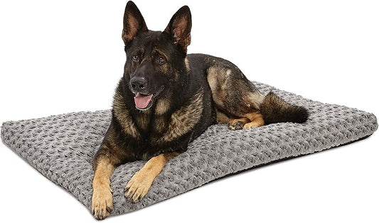 MidWest Homes for Pets Deluxe Dog Beds | Super Plush Dog & Cat Beds Ideal for Dog Crates | Machine Wash & Dryer Friendly, 1-Year Warranty, Fits 48 Inch Crate.
