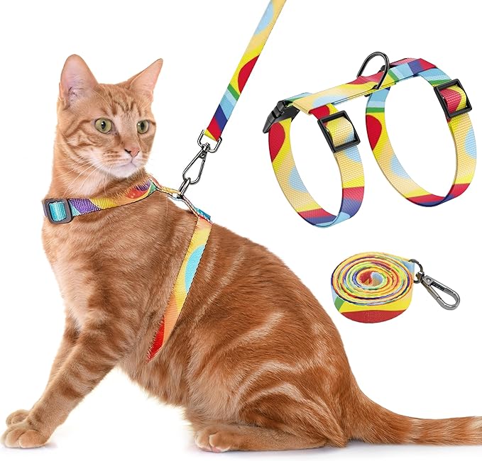 Cat Harness and Leash Set, Adjustable Kitten Harness Escape Proof Cats Harness, Soft Lightweight Walking Travel Pet Harness, Cute Kitty Harness Leash Set for Small Medium Cats, Yellowstone Park
