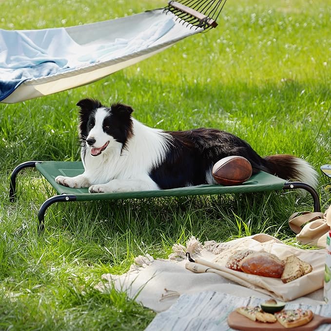Bedsure Large Elevated Cooling Outdoor Dog Bed - Raised Dog Cot for Large Dogs, Portable Indoor & Outdoor Pet Hammock with Skid-Resistant Feet, Frame with Breathable Mesh, Green, 49 inches